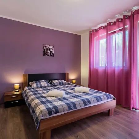 Appartement Lungo_mare *